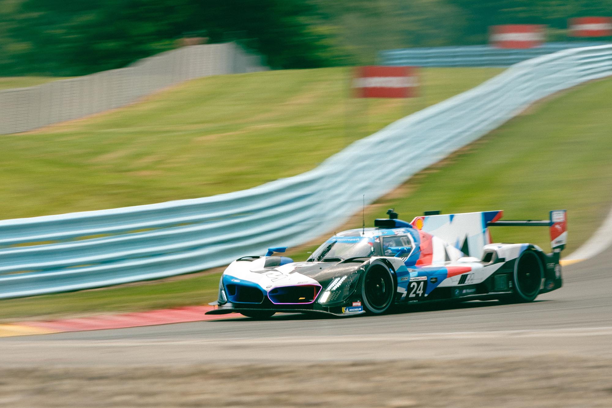 A BMW M Hybrid V8 on track